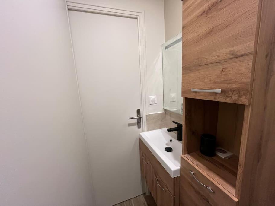 Apartment Escapade Sereine - Balneo A Laval Laval (Mayenne)